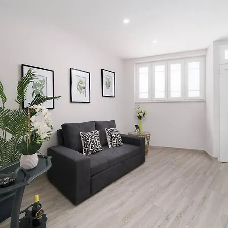 Stylish Old Town 포티마오